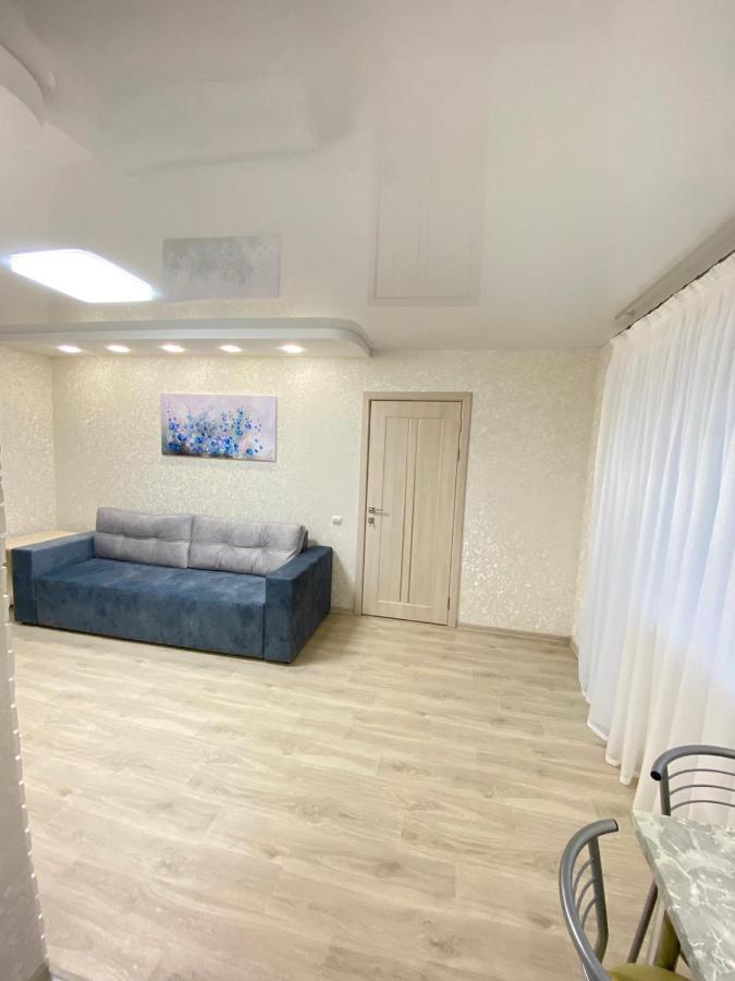 Suite Mira Avenue Center Двухкомнатная Квартира В Центре Возле Тц Цум Chernihiv Ngoại thất bức ảnh